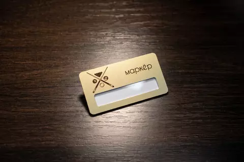 Бейдж из металла